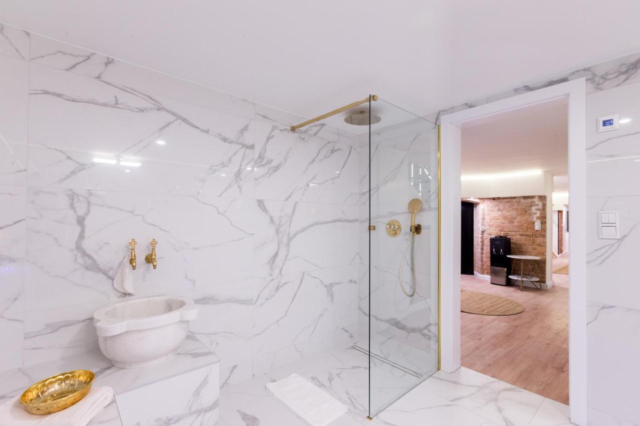 Hevals Spa & Design Apartment برلين المظهر الخارجي الصورة