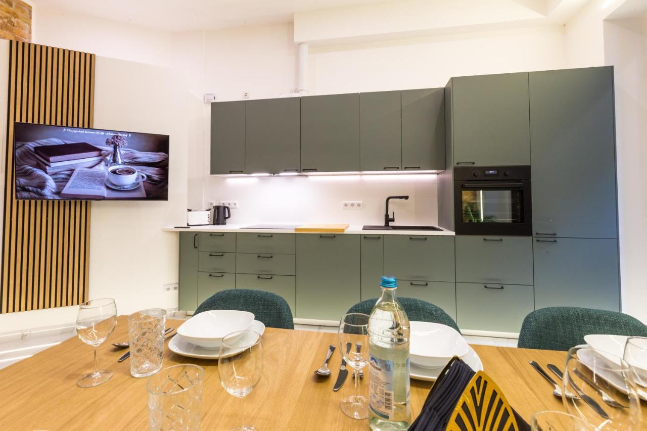 Hevals Spa & Design Apartment برلين المظهر الخارجي الصورة
